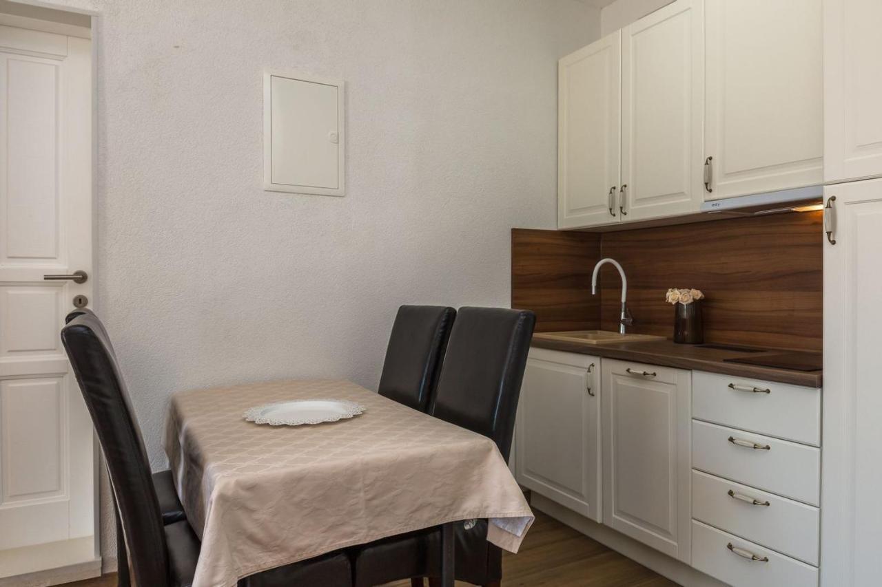 Apartmani Arapovic Baška Voda Екстериор снимка