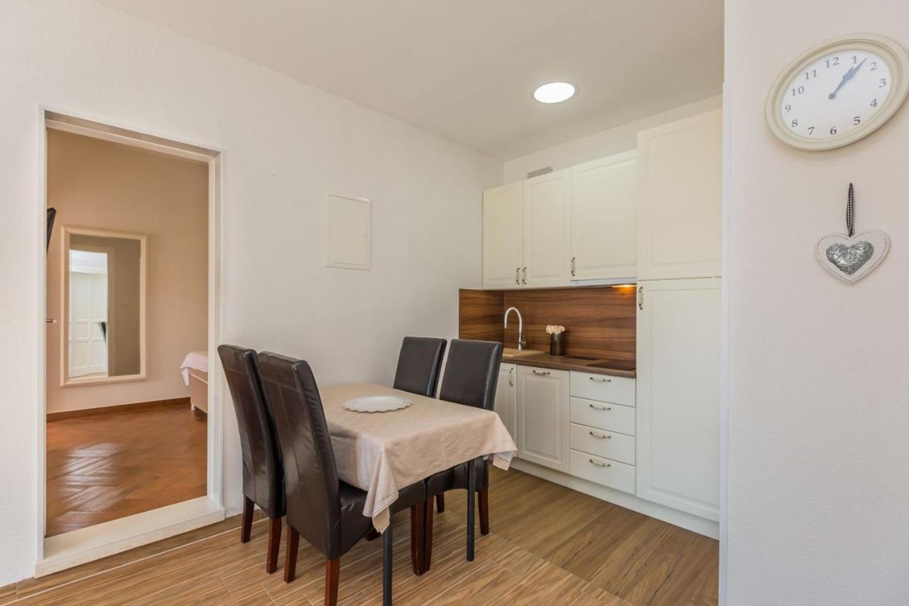 Apartmani Arapovic Baška Voda Екстериор снимка