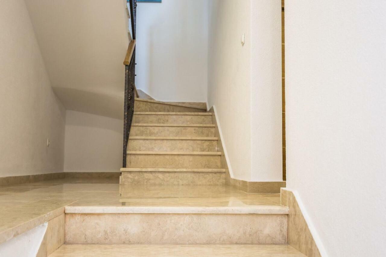 Apartmani Arapovic Baška Voda Екстериор снимка